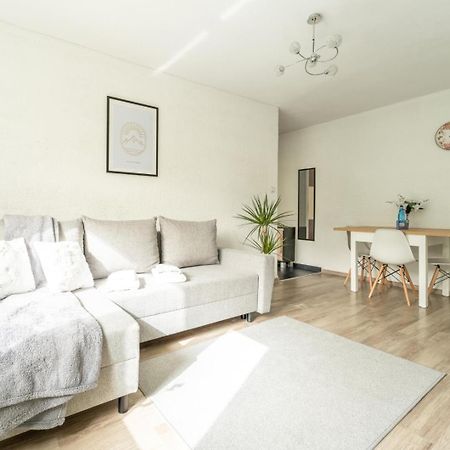 Apartament Gold - 2 Osobne Sypialnie Z Balkonem - Spaceapart เยเลเนียกูรา ภายนอก รูปภาพ